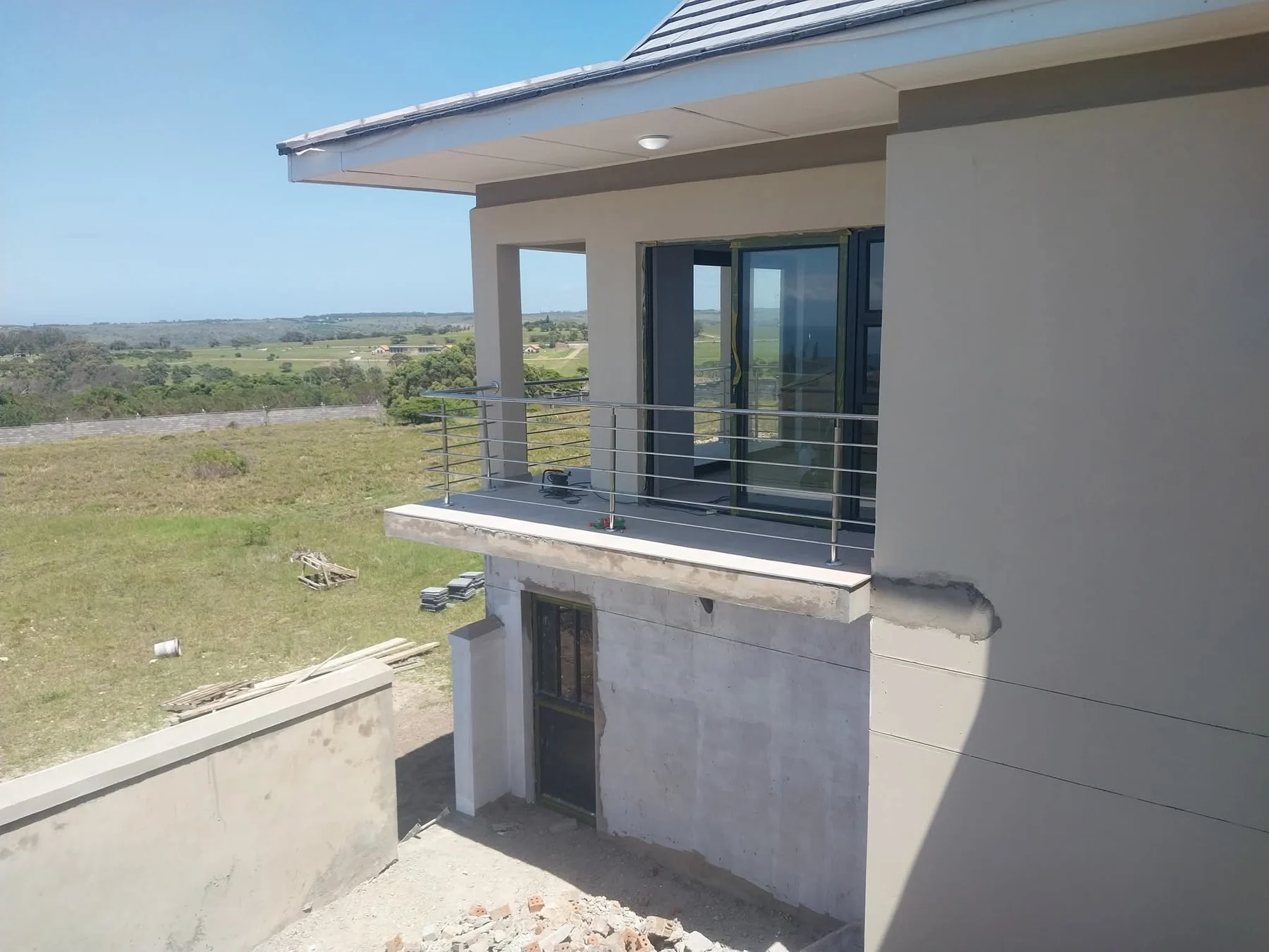 Exterior stainless steel balcony balustrade