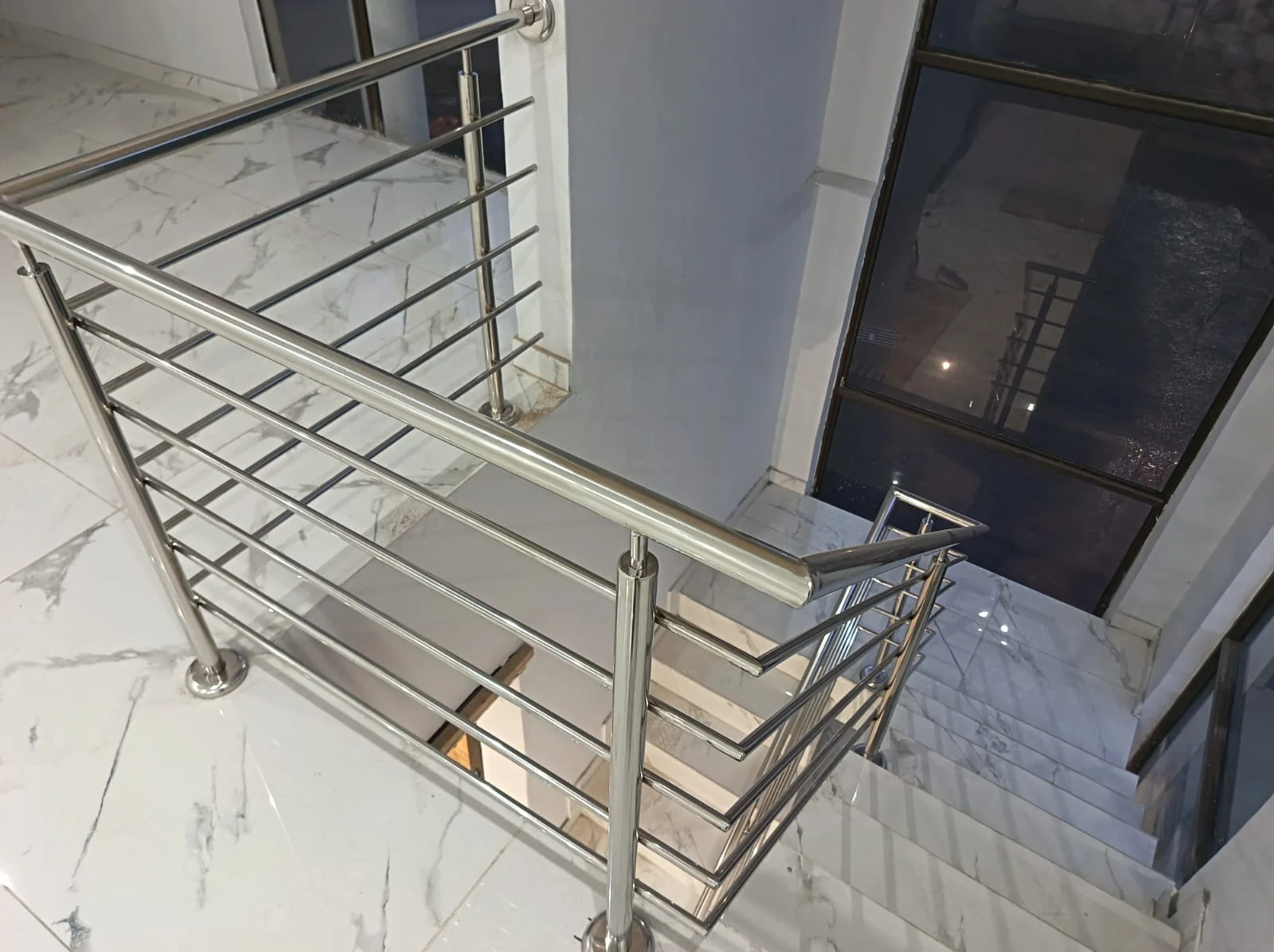 Stainless steel staircase and landing balustrade